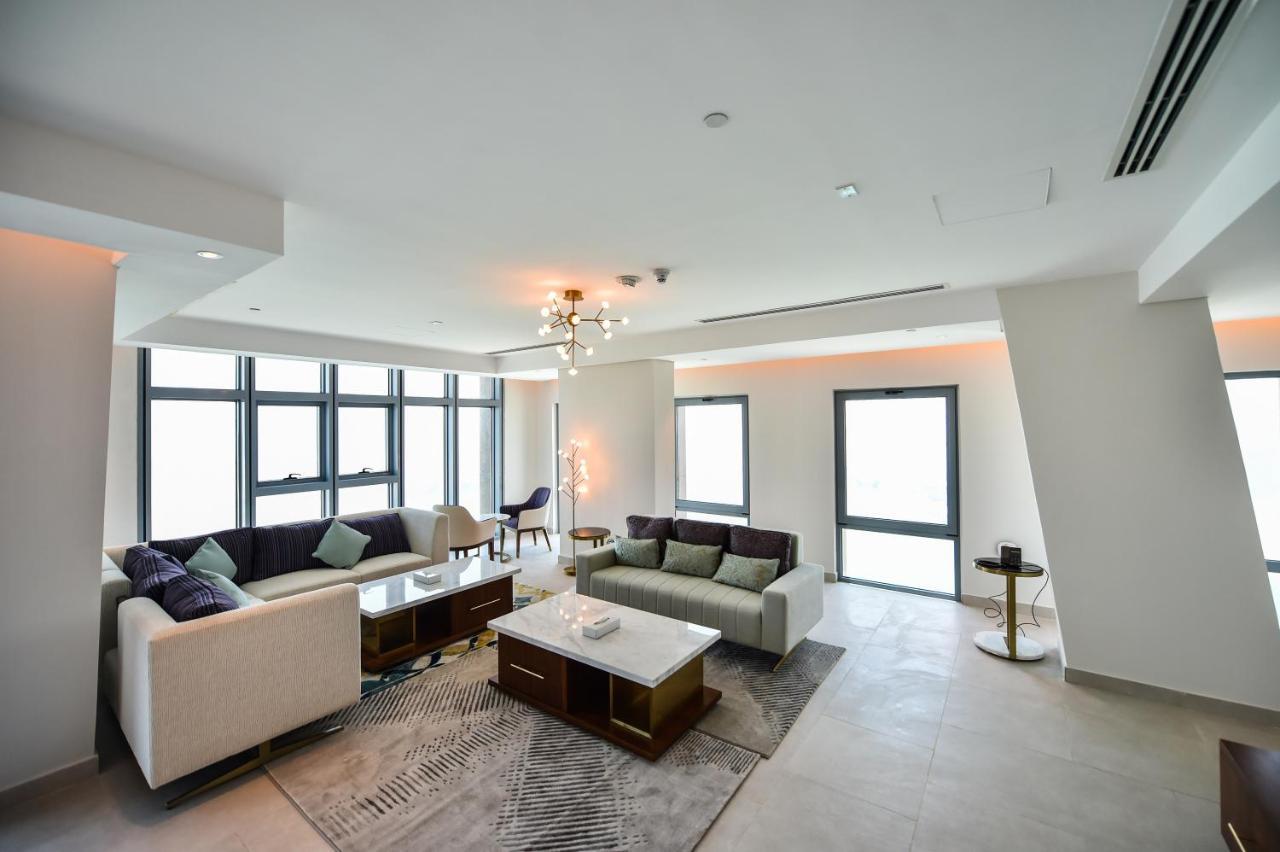 Waterfront Hotel Apartment Lusail Eksteriør billede The Sky Lounge