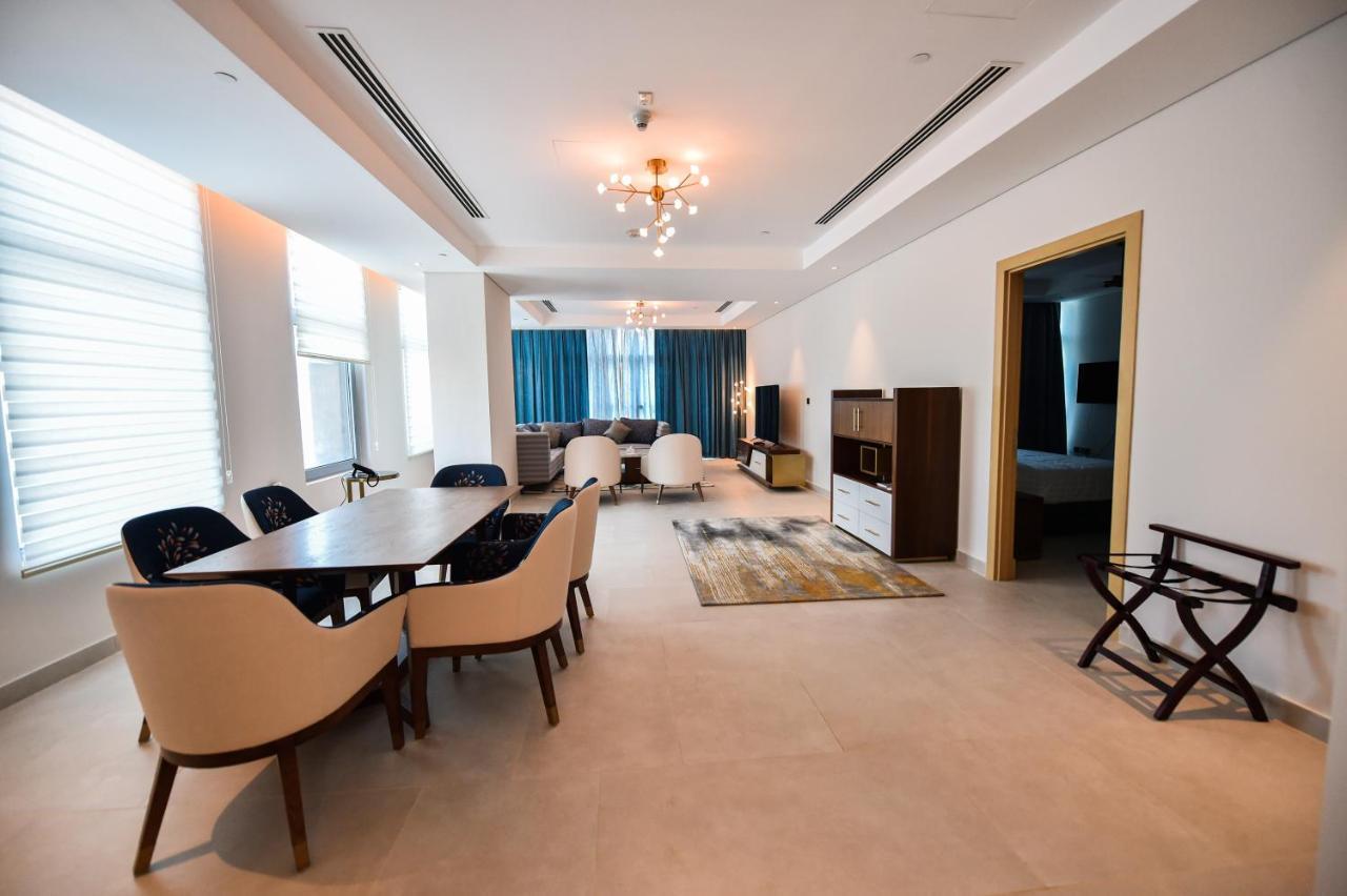 Waterfront Hotel Apartment Lusail Eksteriør billede A suite at the hotel